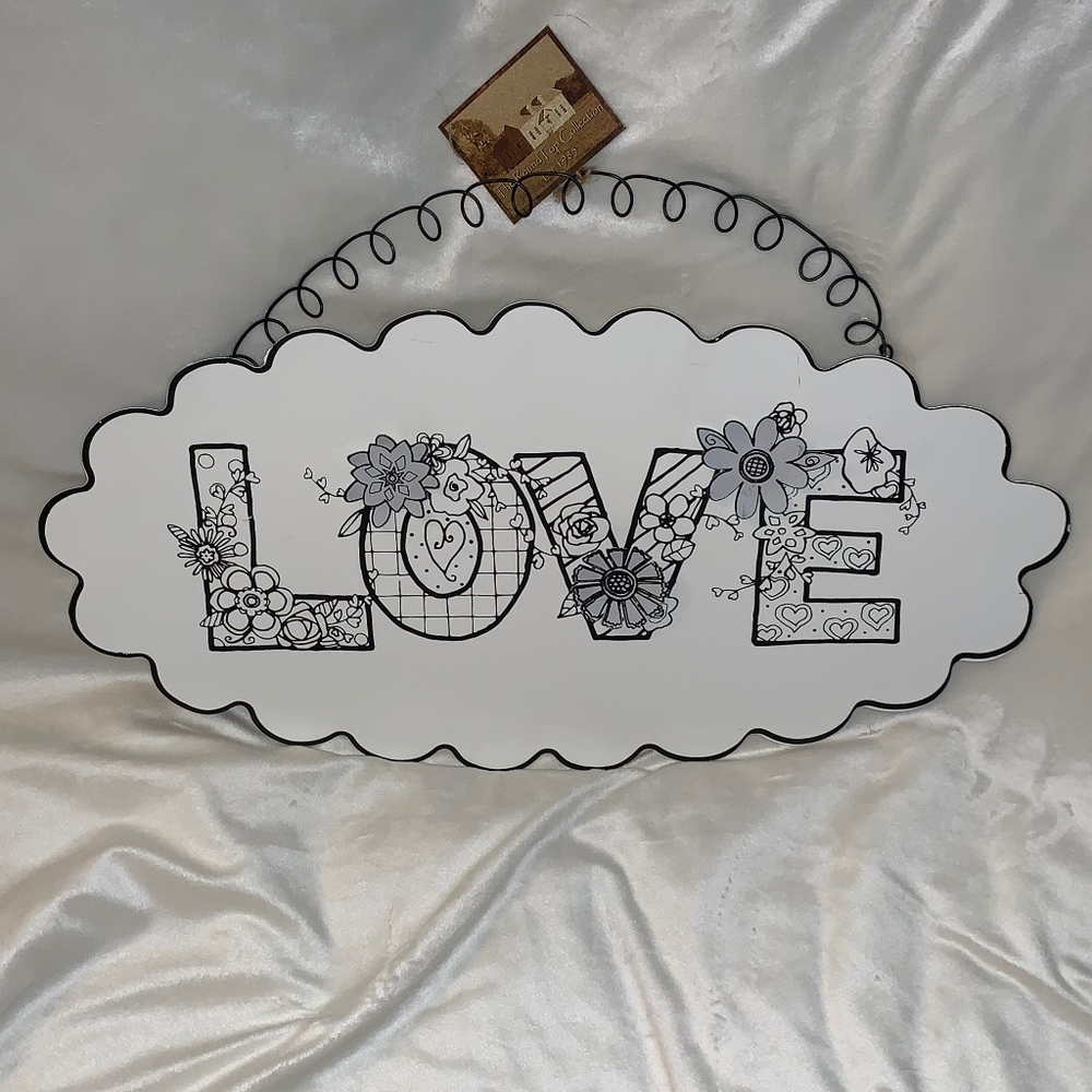 The Round Top Collection - Love Sign